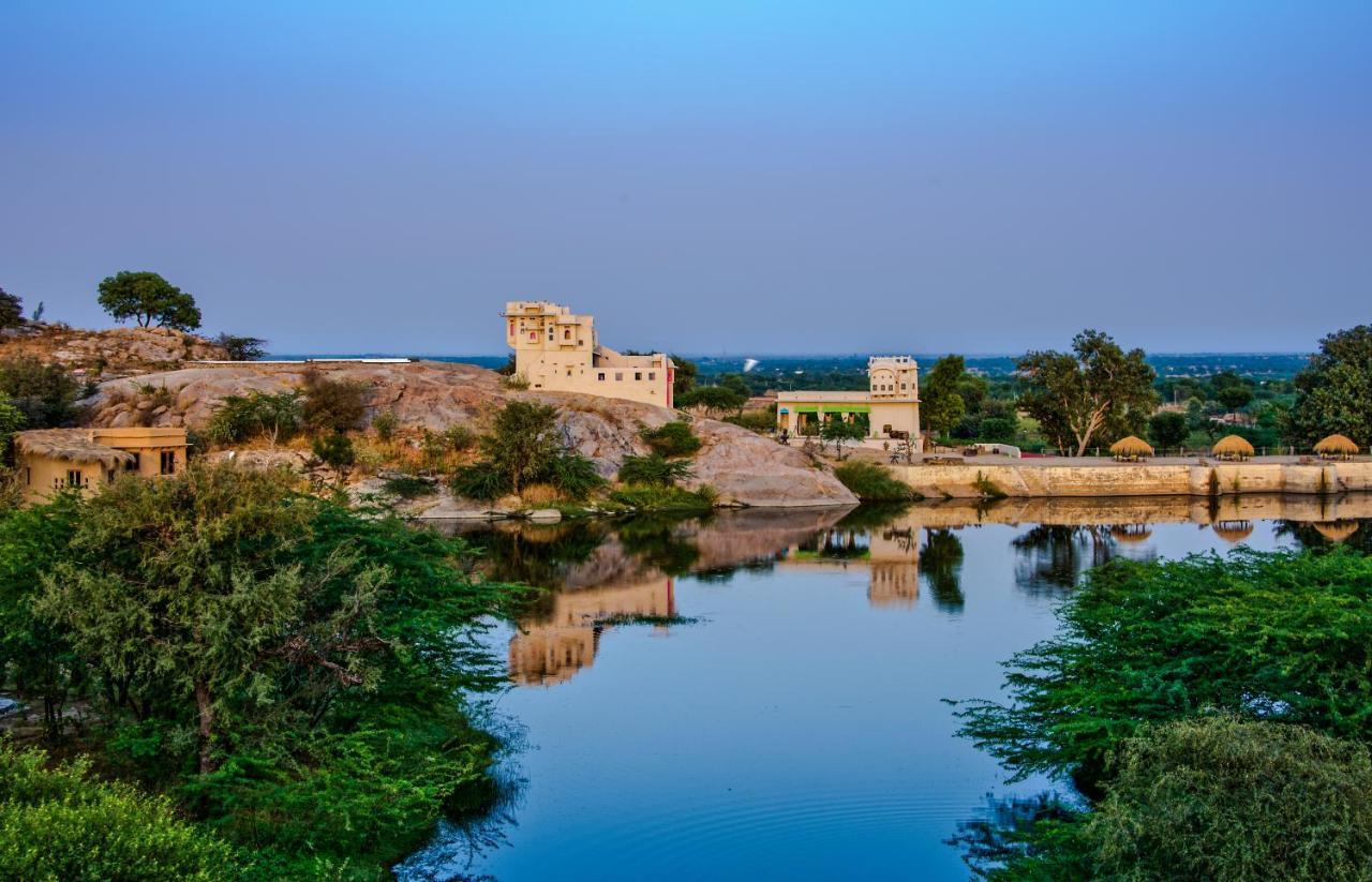 Brij Lakshman Sagar, Pali - Small Luxury Hotels Of The World Raipur  Екстериор снимка