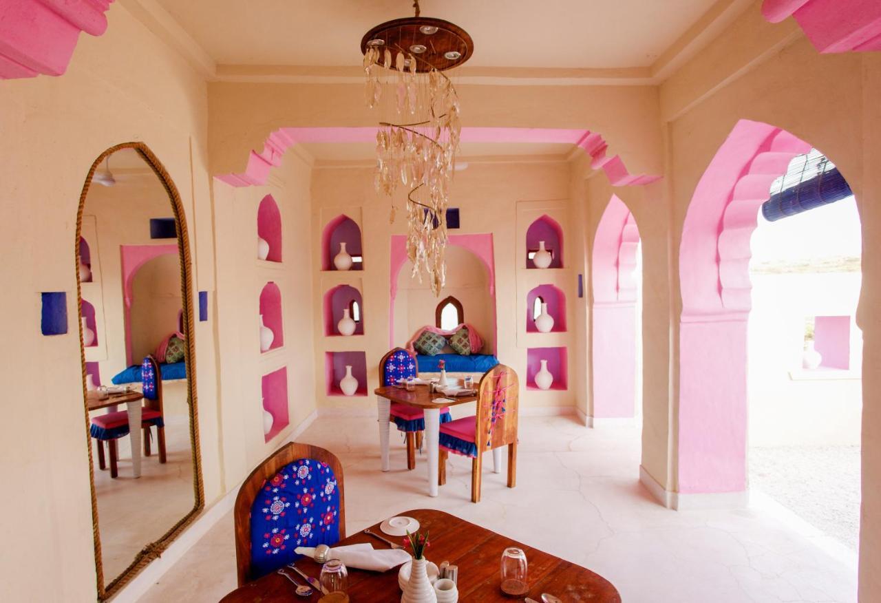 Brij Lakshman Sagar, Pali - Small Luxury Hotels Of The World Raipur  Екстериор снимка