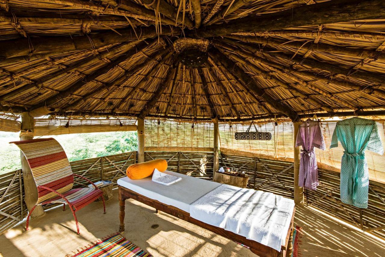 Brij Lakshman Sagar, Pali - Small Luxury Hotels Of The World Raipur  Екстериор снимка